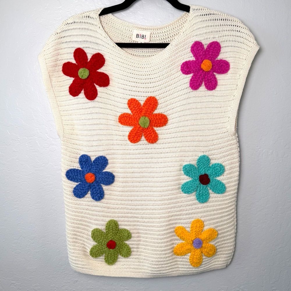 BiBi Crochet Vest Cream Knit 3D Floral Patch Boho Cottagecore Grandmacore Small